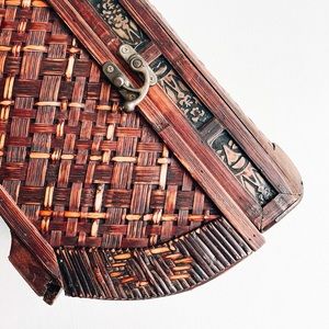 Argue rattan chest DO NOT BUNDLE